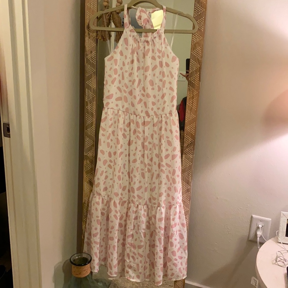 🩷 Pink Lily halter maxi dress